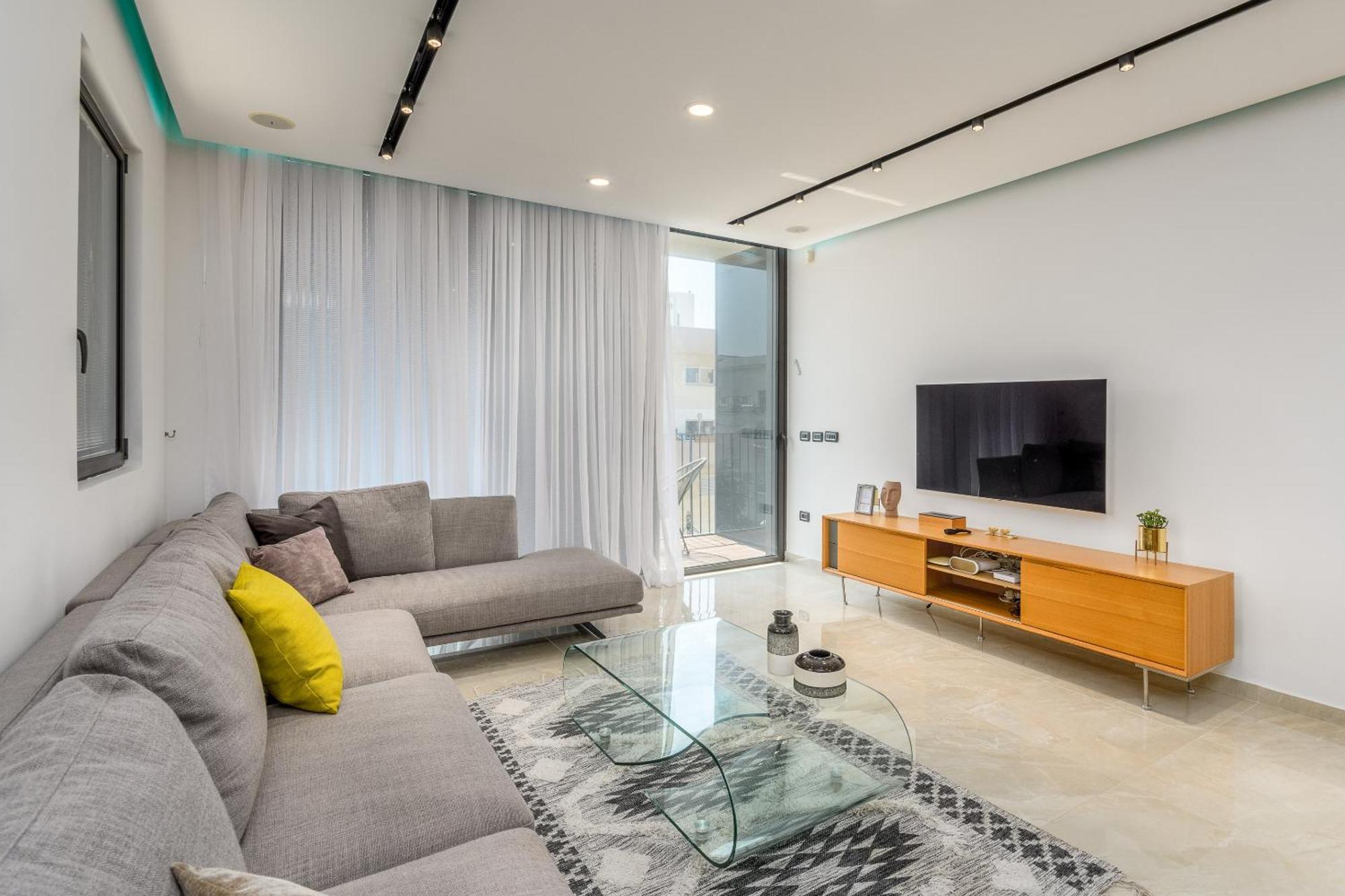 Luxury 2Bdrm Balcony & Parking Close To The Beach Tel Aviv Buitenkant foto
